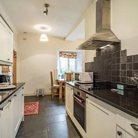 Holiday home Coachman's Cottage,