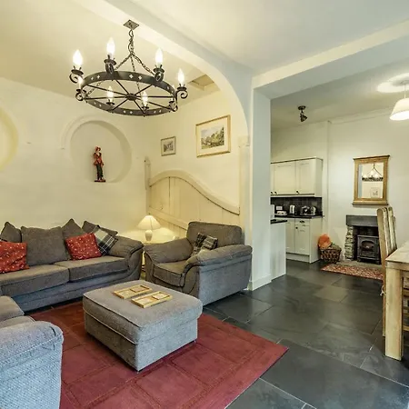 Coachman's Cottage, Grange-over-Sands